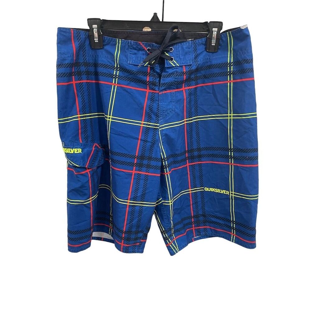 Quiksilver Puerto Rico Plaid Board Shorts Men's Size 34 Blue/Red Beach Casual